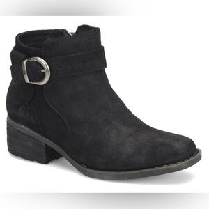 BORN MOROCCO BLACK DISTRESSED SUEDE BOOTS! NEW! Size 5.5
